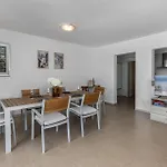 1 Bedroom Amazing In *